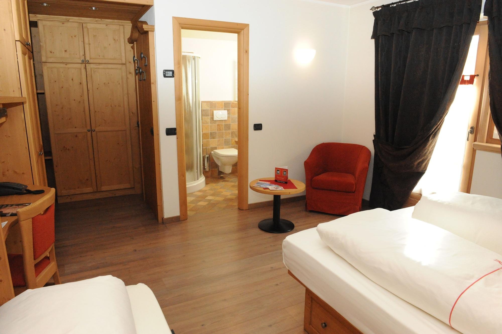 Hotel Meeting Λιβίνιο Εξωτερικό φωτογραφία
